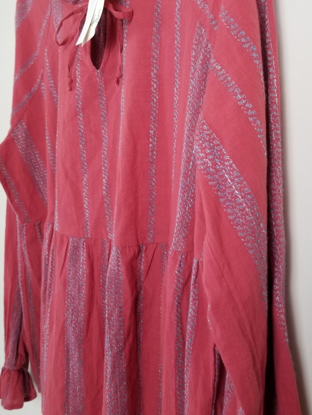 Wonderly Peplum Ruffle Top Size XL NWT - Picture 2 of 6